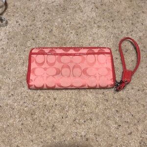 Coach Signature C Zippered Wallet/Wristlet in Coral